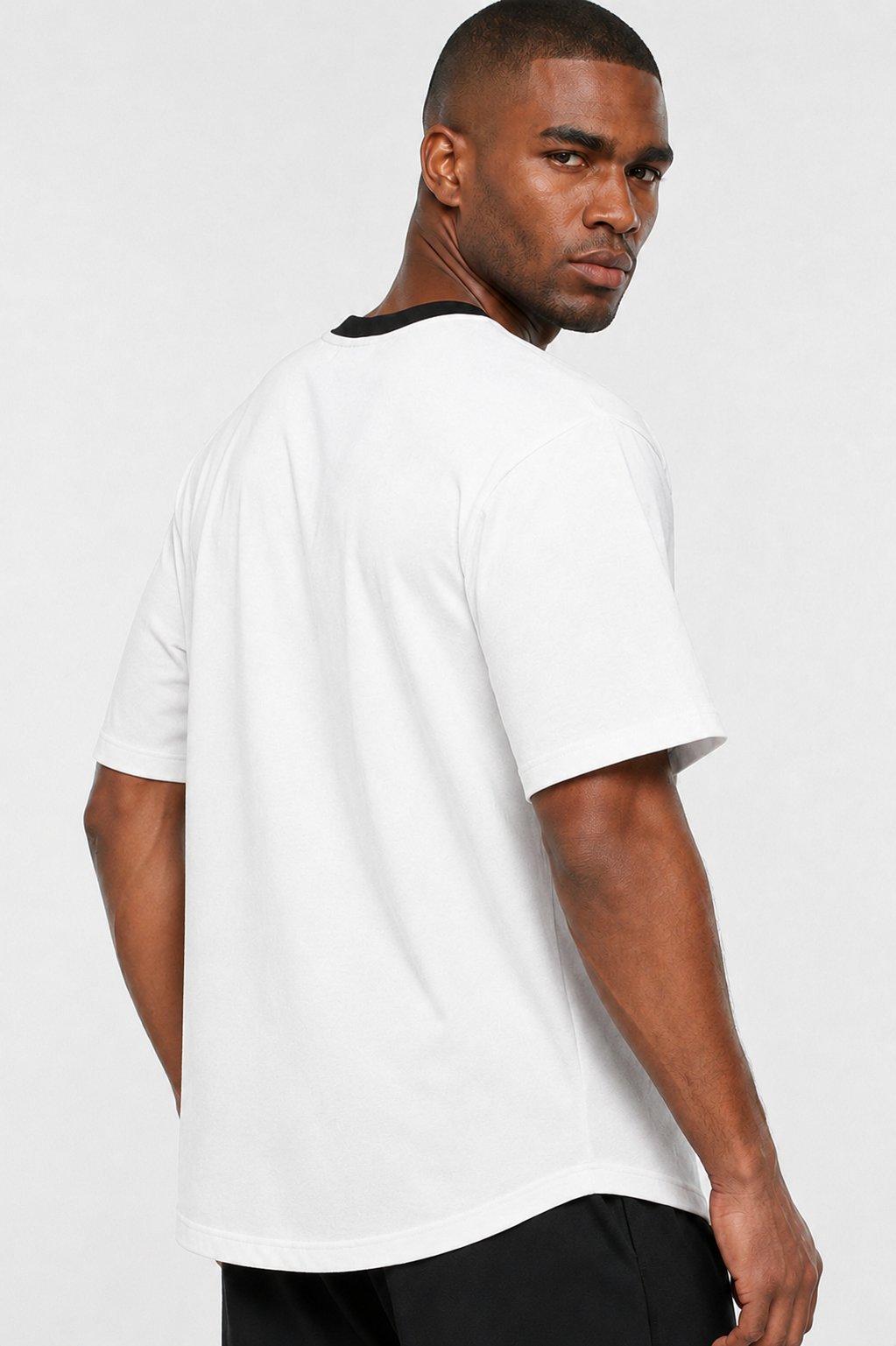 Contrast Detail Classic Tee — White/Black Collar