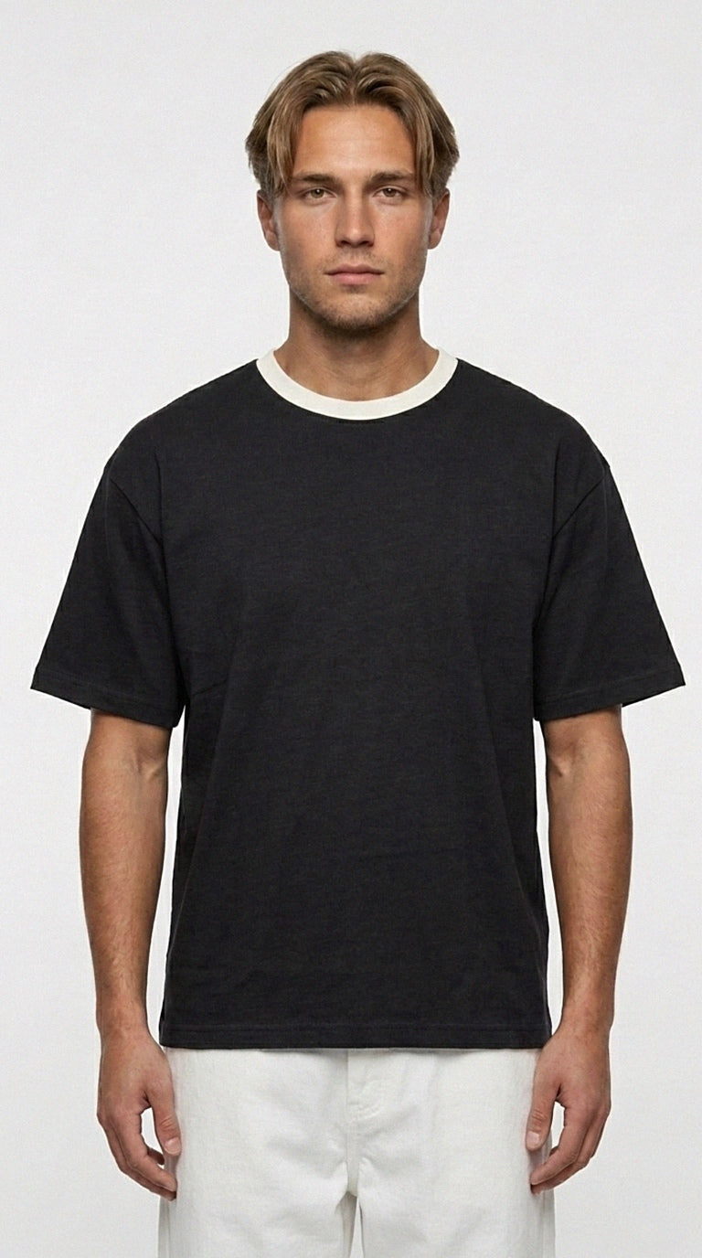 Contrast Detail Classic Tee — Black/White Collar